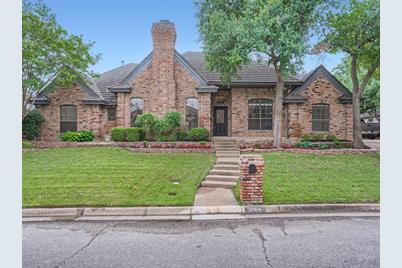 2008 Misty Creek Drive, Arlington, TX 76017 - Photo 1