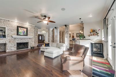 9154 Cochran Heights Drive, Dallas, TX 75220 - Photo 1