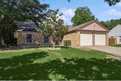 5221 Timber Creek Road, Flower Mound, TX 75028 - Photo 1