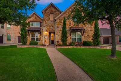 2826 Waverley Drive, Trophy Club, TX 76262 - Photo 1