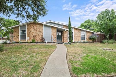 1901 Paxton Drive, Carrollton, TX 75007 - Photo 1