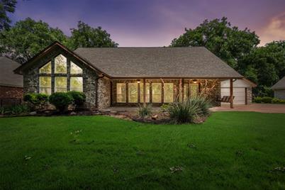 8719 S Monticello Circle, Granbury, TX 76049 - Photo 1