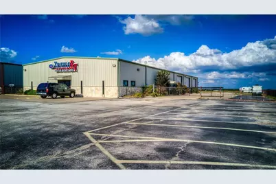 8200 N Interstate 45, Palmer, TX 75152 - Photo 1