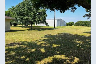 511 Airport Road, Tioga, TX 76271 - Photo 1