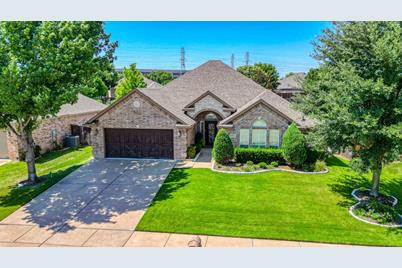 8412 Arroyo Lane, Benbrook, TX 76126 - Photo 1