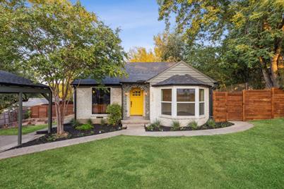 226 S Barnett Avenue, Dallas, TX 75211 - Photo 1