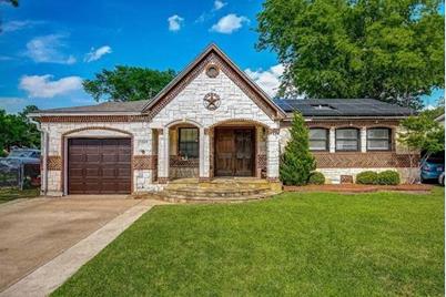3028 Altman Drive, Irving, TX 75062 - Photo 1