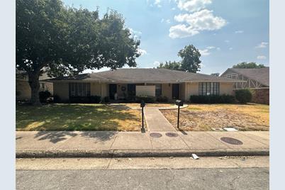 7714 Dentcrest Drive, Dallas, TX 75254 - Photo 1