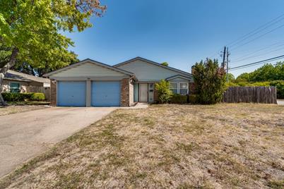 5301 Pineridge Drive, Arlington, TX 76016 - Photo 1