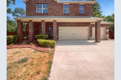 904 Meadowlark Lane, DeSoto, TX 75115 - Photo 1