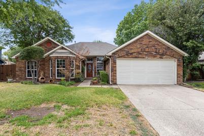 2050 Willowood Drive, Grapevine, TX 76051 - Photo 1