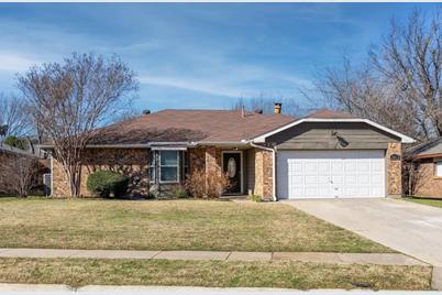 5413 Briar Lane, Flower Mound, TX 75028 - Photo 1