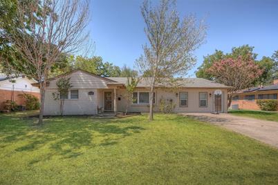 6920 Kingsley Drive, Fort Worth, TX 76134 - Photo 1