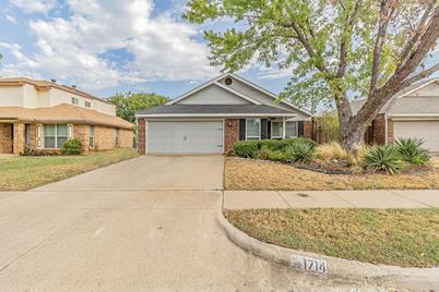 1714 Stoneway Drive, Grapevine, TX 76051 - Photo 1