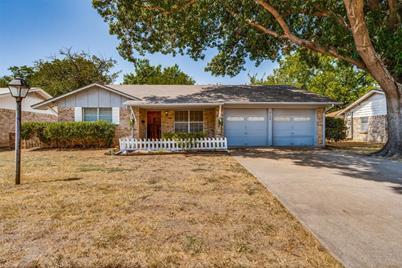 2126 Lemart Street, Grand Prairie, TX 75051 - Photo 1