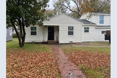 204 Graham Avenue, Bonham, TX 75418 - Photo 1