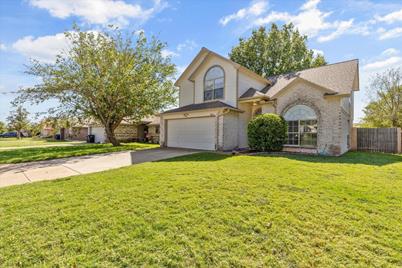 10836 Tall Oak Drive, Fort Worth, TX 76108 - Photo 1