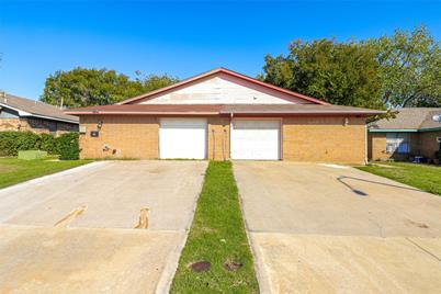 400 Gardenview Street, Denton, TX 76207 - Photo 1