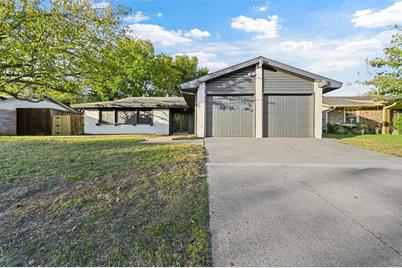 1011 Mountview Drive, Carrollton, TX 75006 - Photo 1