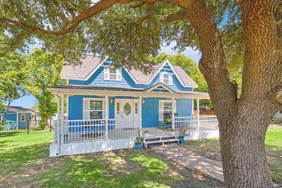 379 S John Douglas Road, Van Alstyne, TX 75495 - Photo 1