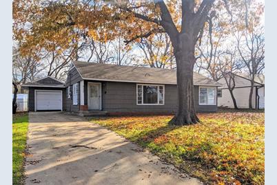 912 S Rusk Street, Gainesville, TX 76240 - Photo 1