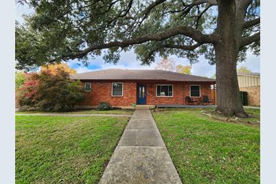 702 S Waterview Drive, Richardson, TX 75080 - Photo 1