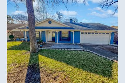 836 Spring Lake Drive, Bedford, TX 76021 - Photo 1