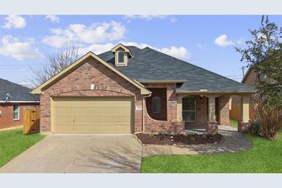 1211 Inglewood Drive - Photo 1