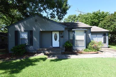 1241 Moran Drive, Dallas, TX 75218 - Photo 1