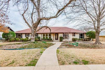 2406 Mesa Drive, Richardson, TX 75080 - Photo 1