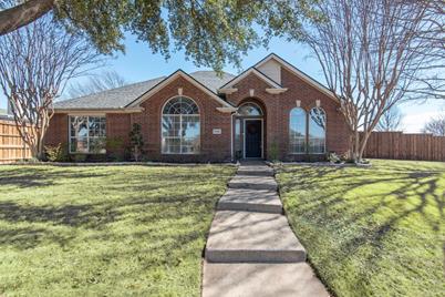 7036 Jasper Drive, Plano, TX 75074 - Photo 1