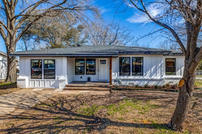 200 W McCoulskey Street, Terrell, TX 75160 - Photo 1