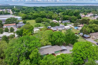 107 Quail Creek Circle, Pottsboro, TX 75076 - Photo 1