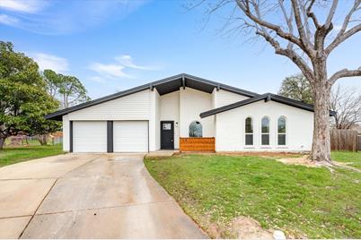 1216 Savannah Way, Bedford, TX 76022 - Photo 1