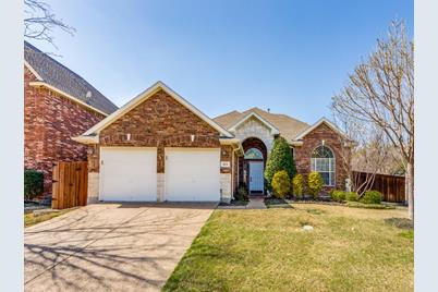 813 Brookwater Drive, McKinney, TX 75071 - Photo 1