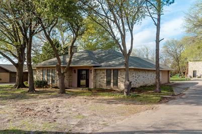 837 Twin Oaks Drive, Wylie, TX 75098 - Photo 1