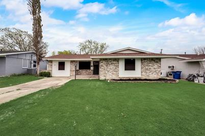 1811 S Perry Road, Carrollton, TX 75006 - Photo 1