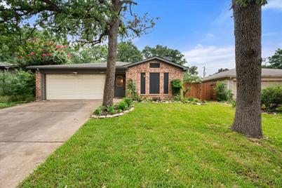 1304 Stone Creek Drive, Mansfield, TX 76063 - Photo 1