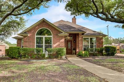 1701 W Westhill Drive, Cleburne, TX 76033 - Photo 1
