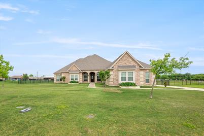 123 Las Colinas Trail, Cross Roads, TX 76227 - Photo 1