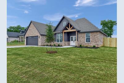 413 Austin Street, Callisburg, TX 76240 - Photo 1