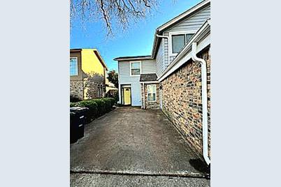 1437 Palmnold Circle W, Fort Worth, TX 76120 - Photo 1