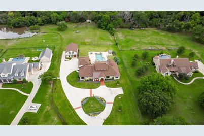 220 E Kings Road, Double Oak, TX 75077 - Photo 1