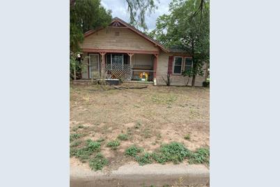 1053 SE Avenue A, Hamlin, TX 79520 - Photo 1