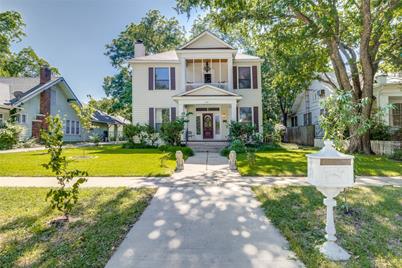 507 S Lindsay Street, Gainesville, TX 76240 - Photo 1