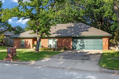 2133 Tanglewood Drive, Grapevine, TX 76051 - Photo 1