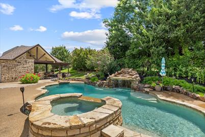 2402 Deer Run Court, Heath, TX 75032 - Photo 1