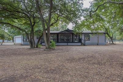 116 E Bluebonnet Drive, Cresson, TX 76035 - Photo 1