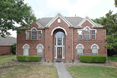 2221 Country Club Drive, Plano, TX 75074 - Photo 1
