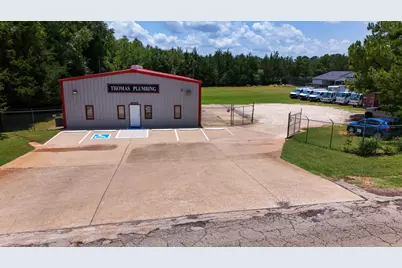 1800 E Murchison Street, Palestine, TX 75801 - Photo 1